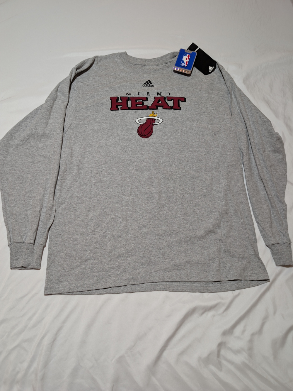 adidas Gray Miami Heat Long Sleeve Logo Tee Large NWT